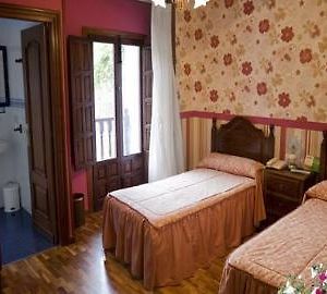 Hosteria Pena Sagra